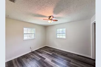 1823 Lori Lane W, Lakeland, FL 33801 - Photo 12