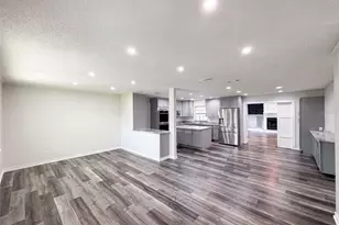 1823 Lori Ln W, Lakeland, FL 33801 - Photo 6