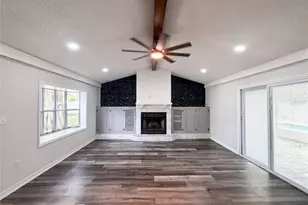 1823 Lori Ln W, Lakeland, FL 33801 - Photo 8