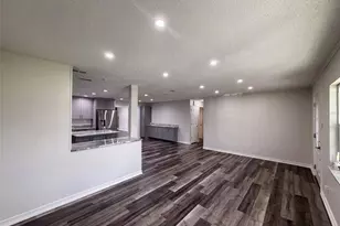 1823 Lori Ln W, Lakeland, FL 33801 - Photo 10