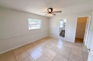 3730 Dedrick Ct, New Port Richey, FL 34655 - Photo 4