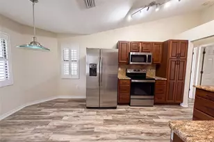 3430 55th Dr E, Bradenton, FL 34203 - Photo 4