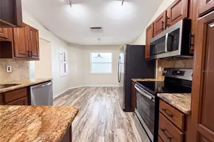 3430 55th Dr E, Bradenton, FL 34203 - Photo 6
