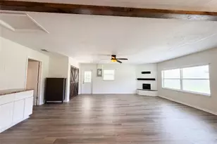 2805 105th Street E, Palmetto, FL 34221 - Photo 10