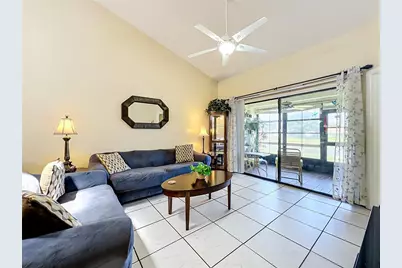 62 Lakepointe Circle, Kissimmee, FL 34743 - Photo 18
