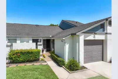 62 Lakepointe Circle, Kissimmee, FL 34743 - Photo 2