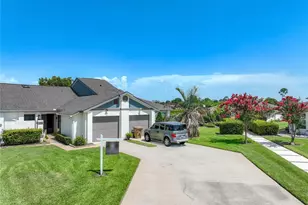 62 Lakepointe Cir, Kissimmee, FL 34743 - Photo 46