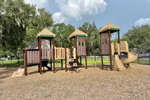 305 W 9th St, Sanford, FL 32771 - Photo 36