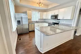 305 W 9th St, Sanford, FL 32771 - Photo 16