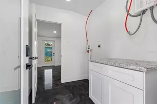 4125 Grove, Saint Petersburg, FL 33705 - Photo 40