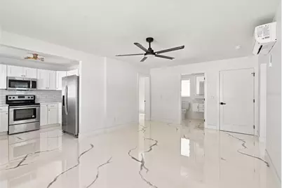 4125 Grove, Saint Petersburg, FL 33705 - Photo 4