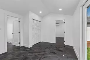 4125 Grove, Saint Petersburg, FL 33705 - Photo 36