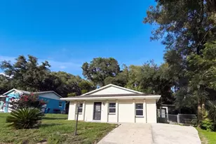 2230 Spring Hollow Dr, Orange City, FL 32763 - Photo 2