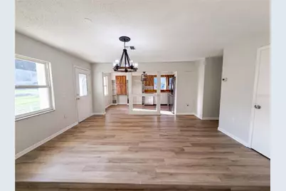 2230 Spring Hollow Drive, Orange City, FL 32763 - Photo 6