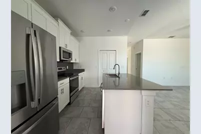 5647 Quiet Palm Loop, Saint Cloud, FL 34771 - Photo 8