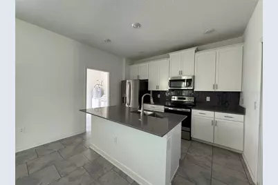 5647 Quiet Palm Loop, Saint Cloud, FL 34771 - Photo 6