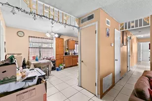 1211 Poppy Ave, Orlando, FL 32811 - Photo 8