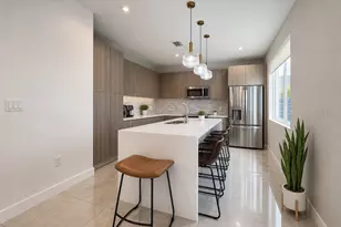 10384 NW 67th Terrace, Doral, FL 33178 - Photo 8