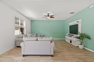 2908 Daybreak Dr, Orlando, FL 32825 - Photo 14