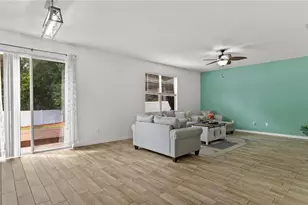 2908 Daybreak Dr, Orlando, FL 32825 - Photo 10