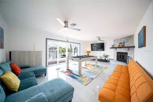 166 Bayside Dr, Clearwater Beach, FL 33767 - Photo 16