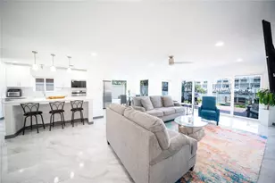 166 Bayside Dr, Clearwater Beach, FL 33767 - Photo 14