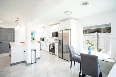 166 Bayside Drive, Clearwater Beach, FL 33767 - Photo 6
