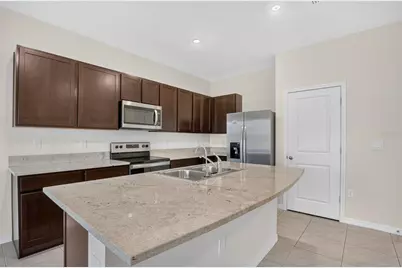 33028 Tulip Petal Lane, Wesley Chapel, FL 33545 - Photo 8