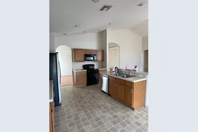 722 Windsor Estates Drive, Davenport, FL 33837 - Photo 4