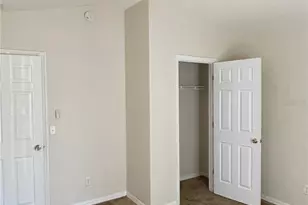 722 Windsor Estates Dr, Davenport, FL 33837 - Photo 14