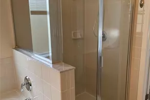 722 Windsor Estates Dr, Davenport, FL 33837 - Photo 16