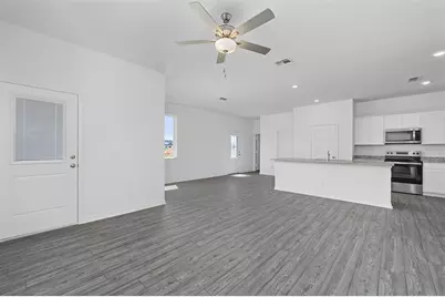 571 Bay Leaf Drive, Poinciana, FL 34759 - Photo 10