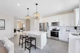 5679 Flame Vine Wy, Saint Cloud, FL 34771 - Photo 12