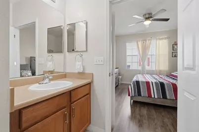 8201 Claire Ann Drive #203, Orlando, FL 32825 - Photo 12