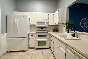 1021 Alpug Ave, Oviedo, FL 32765 - Photo 10