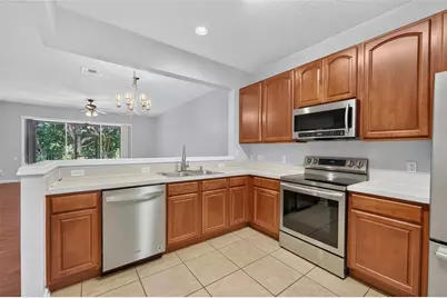 1121 Loyola Court, Sanford, FL 32771 - Photo 4
