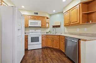 4478 Oak Arbor Cir, Orlando, FL 32808 - Photo 12