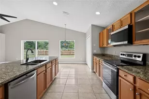 725 Robin Ct, Kissimmee, FL 34759 - Photo 8