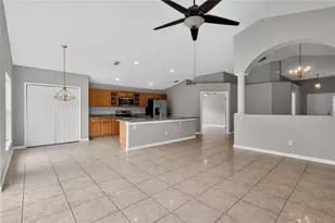 725 Robin Ct, Kissimmee, FL 34759 - Photo 10