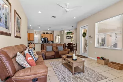 622 Golf Course Parkway, Davenport, FL 33837 - Photo 12