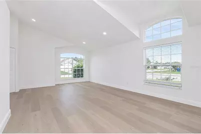 2039 Shannon Lakes Boulevard, Kissimmee, FL 34743 - Photo 2