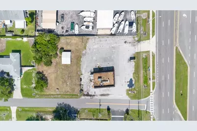 9710 E Colonial Drive, Orlando, FL 32817 - Photo 24