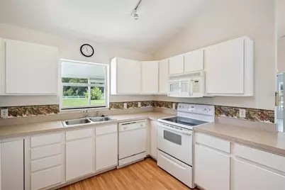 40932 Maxwell Road, Umatilla, FL 32784 - Photo 10