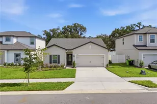 13470 Leaping Water Wy, Astatula, FL 34705 - Photo 2