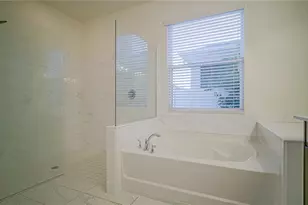 8201 Corkfield Ave, Orlando, FL 32832 - Photo 30