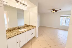 4360 White Pine Ave, Orlando, FL 32811 - Photo 16