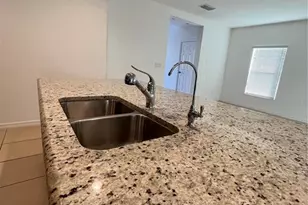 124 Primrose Dr, Davenport, FL 33837 - Photo 12