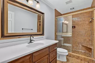 306 Oak Estates Dr, Orlando, FL 32806 - Photo 32