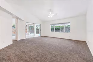 2302 Lyncrest Ct, Valrico, FL 33596 - Photo 4