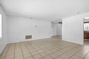 4817 Blarney Dr, Orlando, FL 32808 - Photo 2